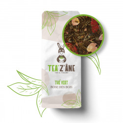Un thé vert aromatisé à la fraise et à la rose